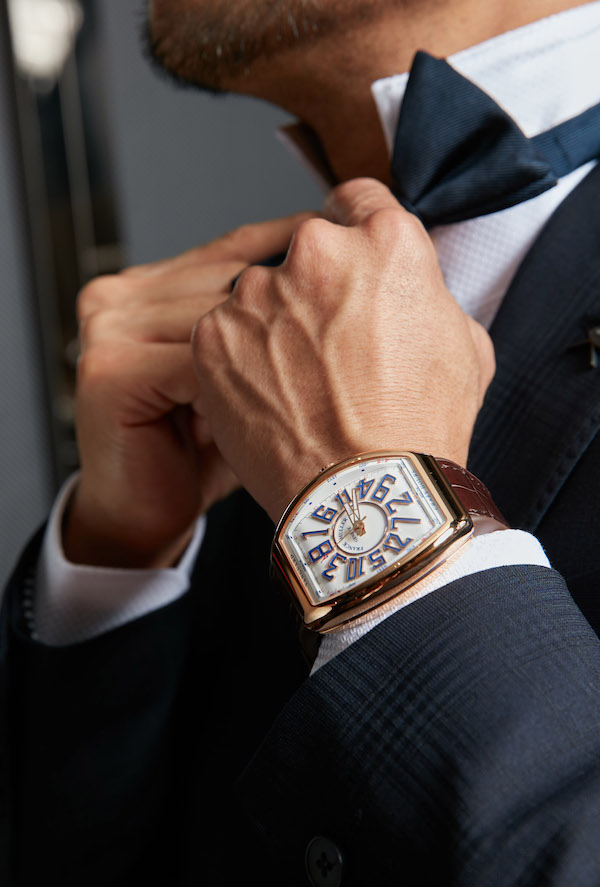The new Vanguard Crazy Hours Asia Exclusive in Rose Gold (picture courtesy of FRANCK MULLER)