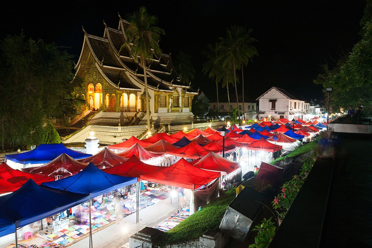 Find your souvenirs at the Luang Prabang night market